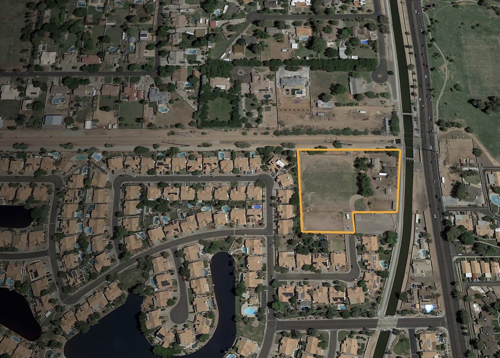 Lindsay and Elliot Road